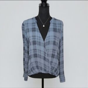 Splendid Blue Plaid Women's Long Sleeve Surplice Front Top M
